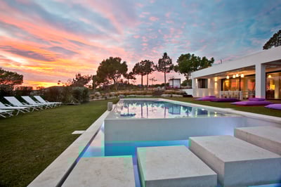Luxury Villa Photo #10