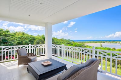 Luxury Villa Photo #6