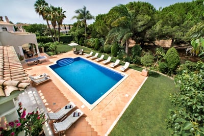 Luxury Villa Photo #4