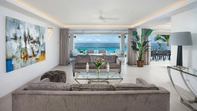 Luxury Villa Photo #8