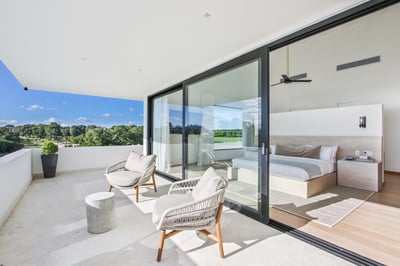 Luxury Villa Photo #27