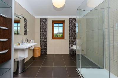 Luxury Villa Photo #36