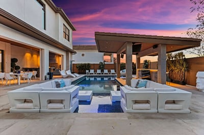 Luxury Villa Photo #8
