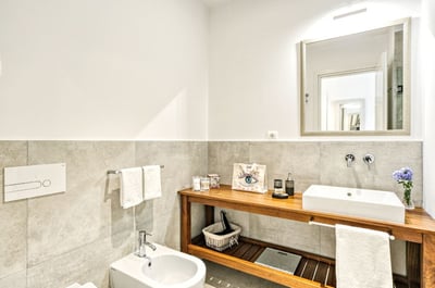 Luxury Villa Photo #30