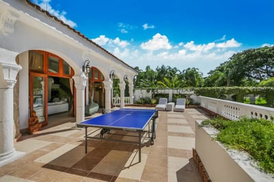 Luxury Villa Photo #13