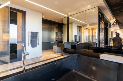 Luxury Villa Photo #54