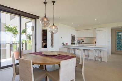 Luxury Villa Photo #18