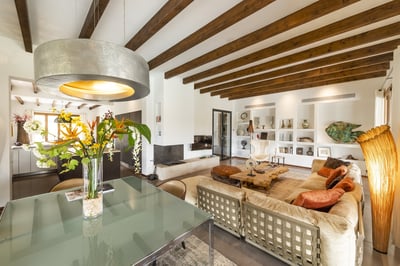 Luxury Villa Photo #15