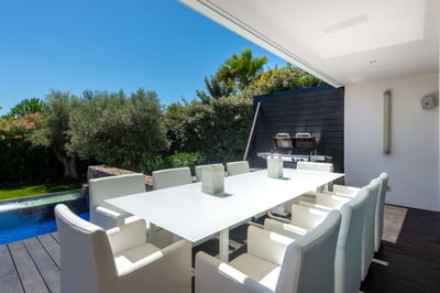 Luxury Villa Photo #5