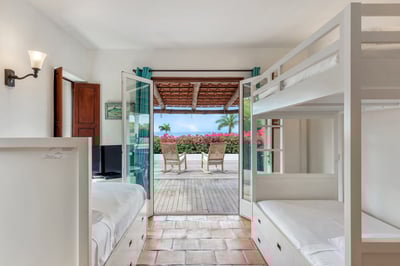 Luxury Villa Photo #19
