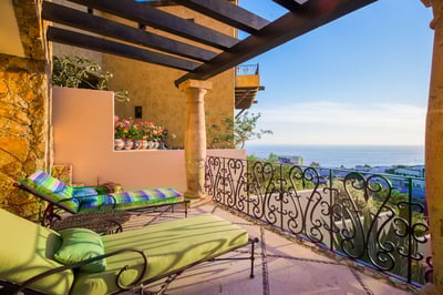 Luxury Villa Photo #22