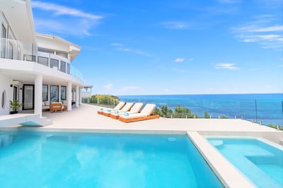 Luxury Villa Photo #2