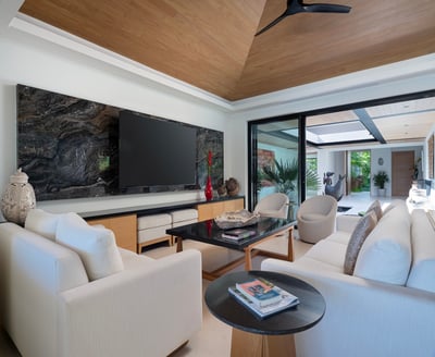 Luxury Villa Photo #17