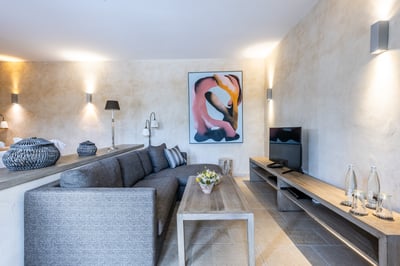 Luxury Villa Photo #21