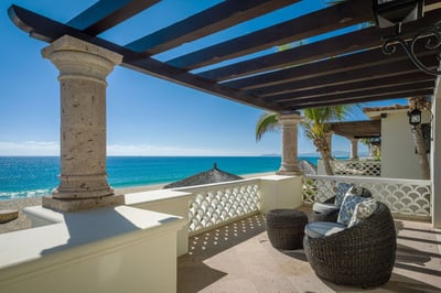 Luxury Villa Photo #9