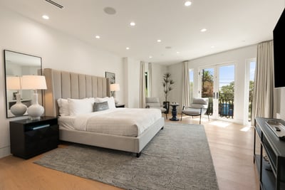 Luxury Villa Photo #49