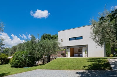 Luxury Villa Photo #7