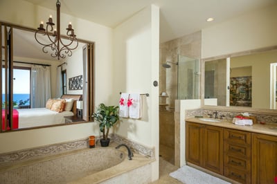Luxury Villa Photo #19