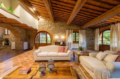 Luxury Villa Photo #18