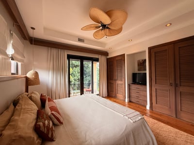 Luxury Villa Photo #52