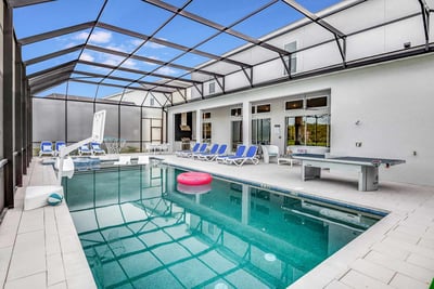 Luxury Villa Photo #3