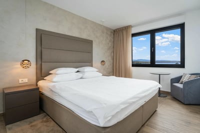 Luxury Villa Photo #31