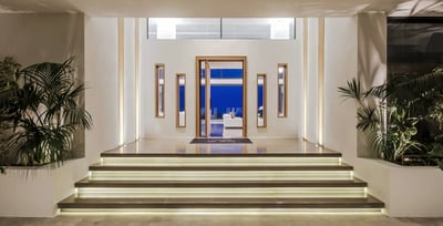 Luxury Villa Photo #12