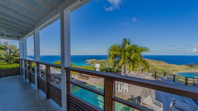 Luxury Villa Photo #13
