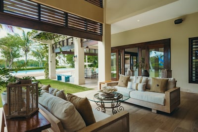 Luxury Villa Photo #15