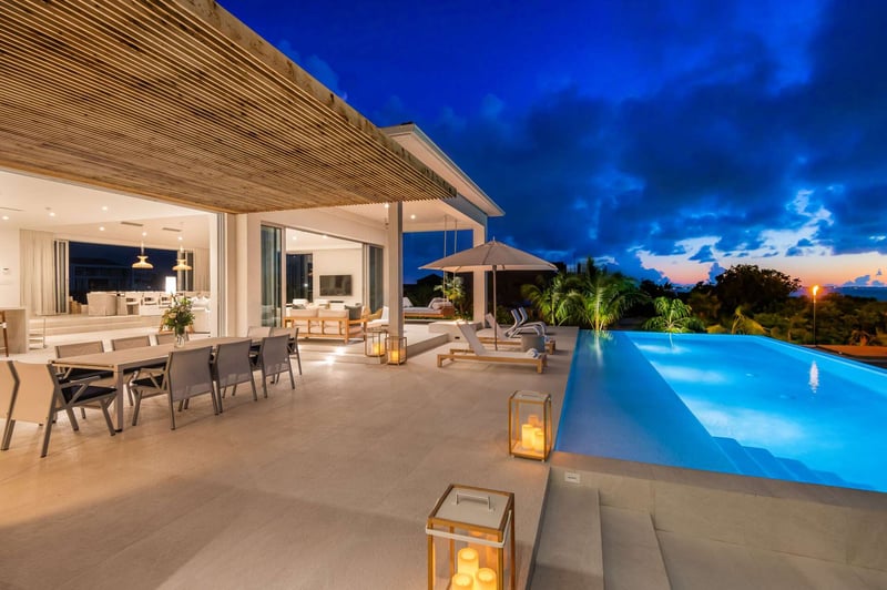 Beach Enclave Grace Bay 5 BDM Beachfront Villa