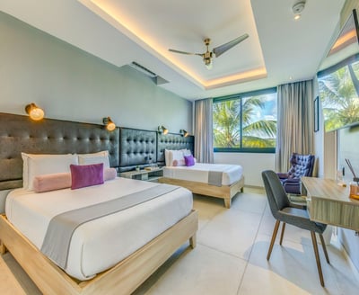 Luxury Villa Photo #43
