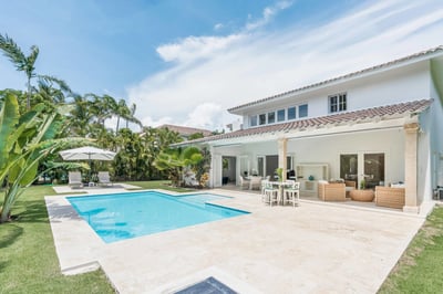 Luxury Villa Photo #5
