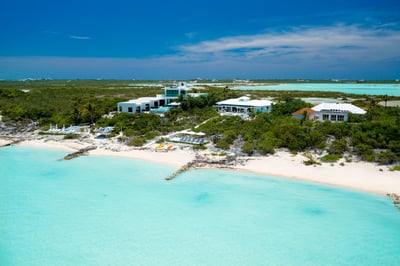 Luxury Villa Photo #6