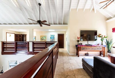 Luxury Villa Photo #25