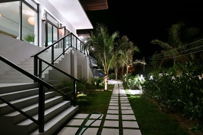 Luxury Villa Photo #8