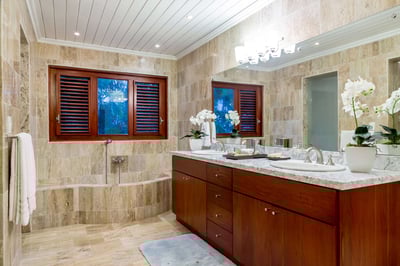 Luxury Villa Photo #30