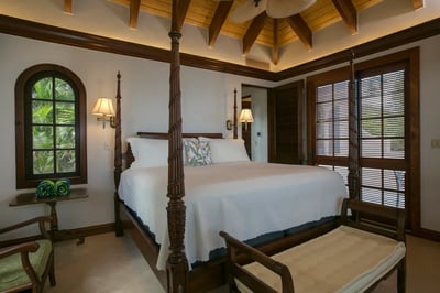 Luxury Villa Photo #29