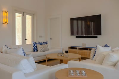 Luxury Villa Photo #12