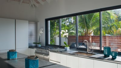 Kitchen & Dining Area
