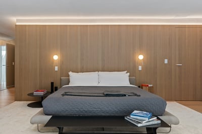Luxury Villa Photo #32