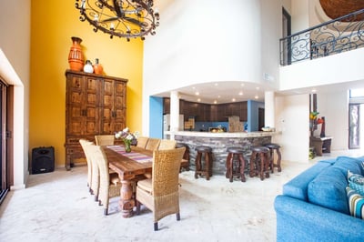 Luxury Villa Photo #8