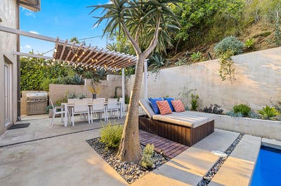 Luxury Villa Photo #6