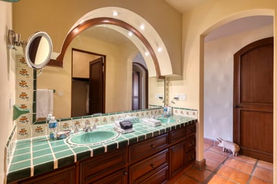 Luxury Villa Photo #42
