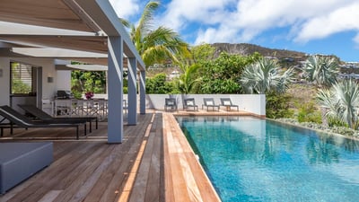 Luxury Villa Photo #14