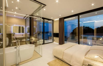 Luxury Villa Photo #22