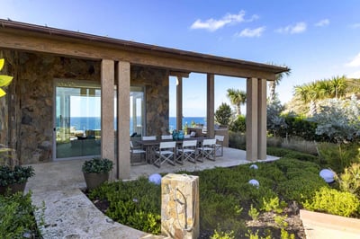 Luxury Villa Photo #5