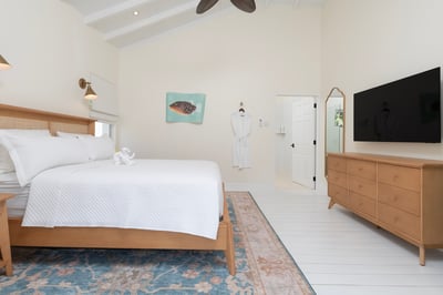 Luxury Villa Photo #18