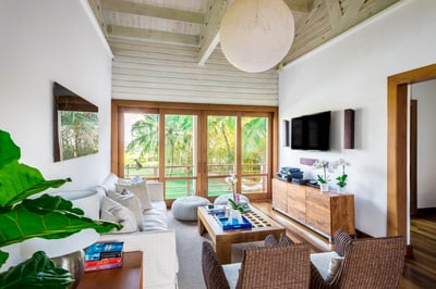 Luxury Villa Photo #18