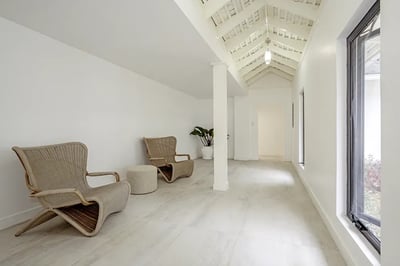 Luxury Villa Photo #14