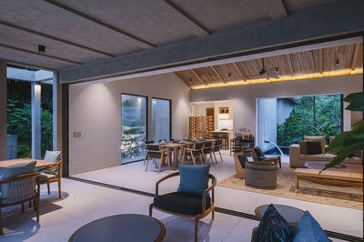 Luxury Villa Photo #9